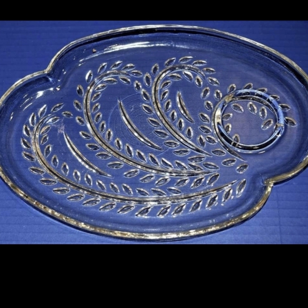 12~1930s Federal Glass Homestead Collection Elegant Glass Snack Trays & Mugs